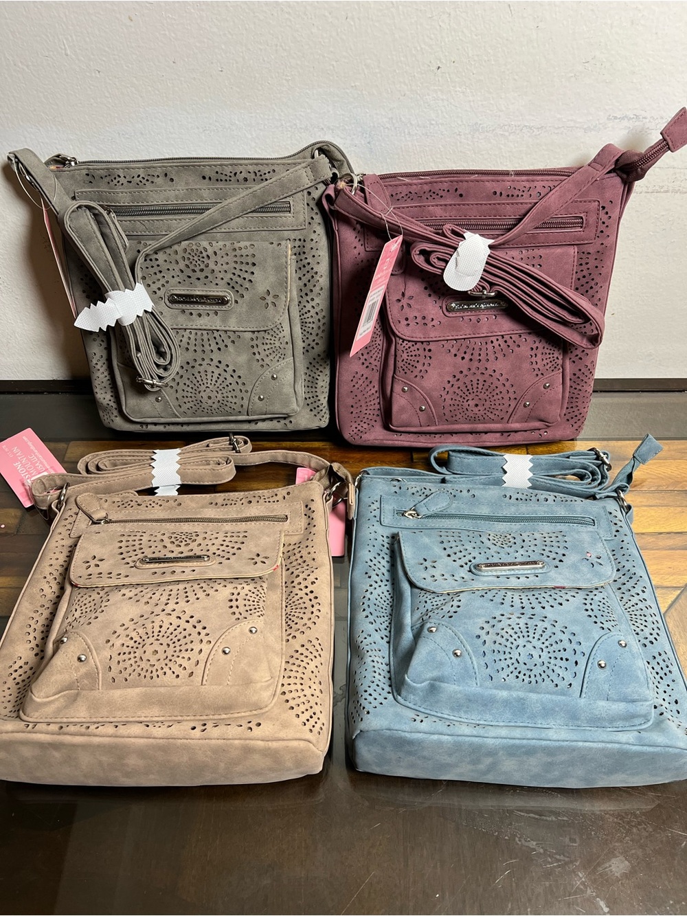 Stone Mountain USA 4-Handbags Bundle | New With Tags | Save Big $266 MSRP - Picture 3 of 16